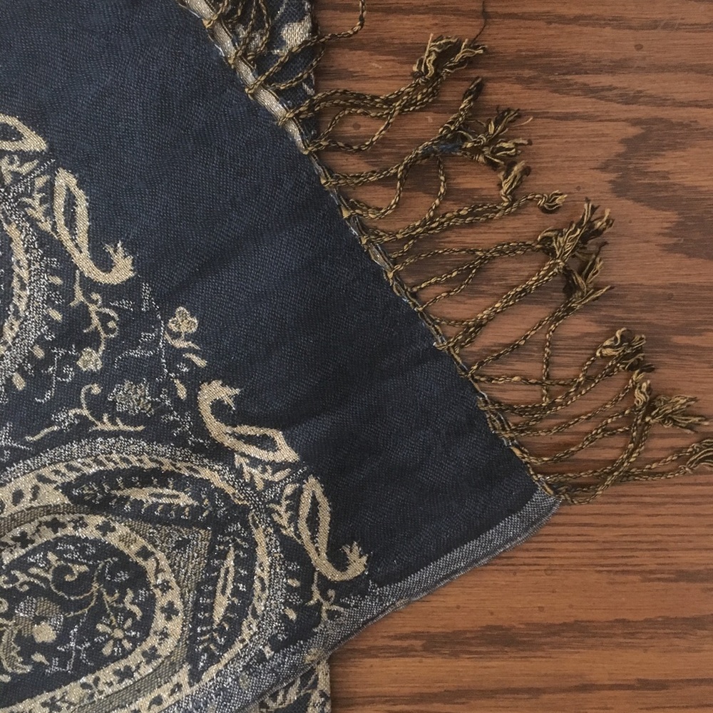 2/$15☀️New Jones New York Blue and Brown/Gold Wrap